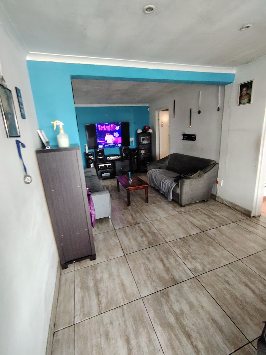 4 Bedroom Property for Sale in Weltevreden Valley Western Cape